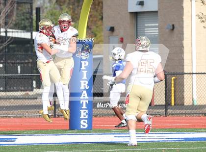 Thumbnail 3 in Bergen Catholic @ Seton Hall Prep photogallery.