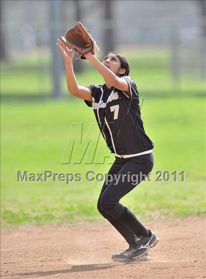 Thumbnail 3 in Gahr vs Peninsula (Downey Tournament) photogallery.