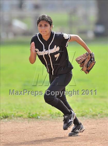 Thumbnail 1 in Gahr vs Peninsula (Downey Tournament) photogallery.