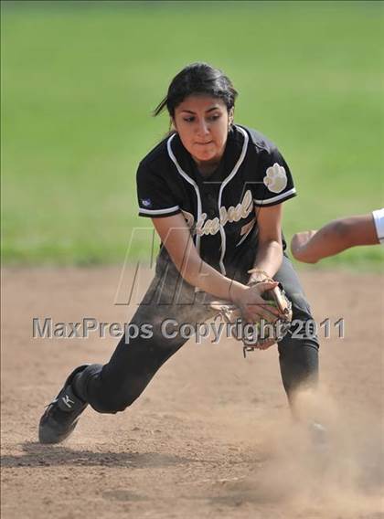 Thumbnail 3 in Gahr vs Peninsula (Downey Tournament) photogallery.