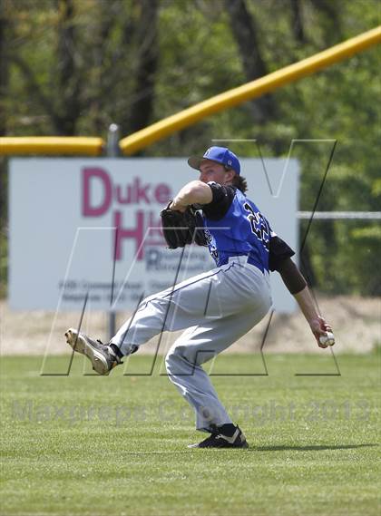 Thumbnail 1 in  Boyd-Buchanan vs. Chattanooga Christian photogallery.