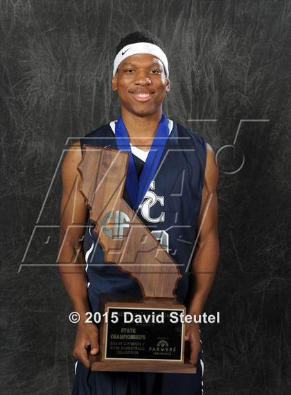 Thumbnail 2 in Sierra Canyon (CIF State D5 Award Photos) photogallery.