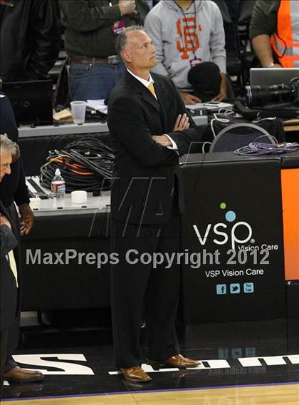 Thumbnail 1 in Newark Memorial vs. Archbishop Mitty (CIF D2 NorCal Regional Final) photogallery.