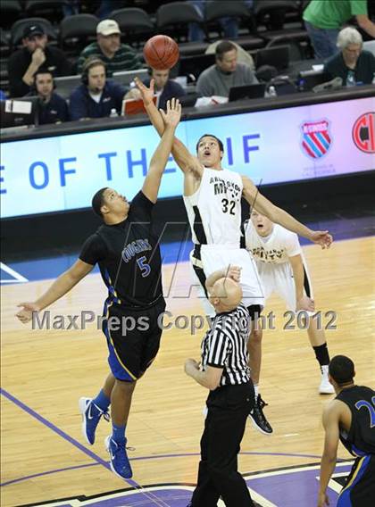 Thumbnail 1 in Newark Memorial vs. Archbishop Mitty (CIF D2 NorCal Regional Final) photogallery.