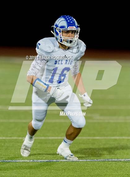Thumbnail 1 in Del Rio vs. Weslaco East (UIL 6A Area Playoff) photogallery.