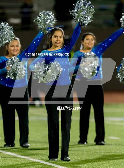Thumbnail 3 in Del Rio vs. Weslaco East (UIL 6A Area Playoff) photogallery.