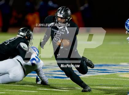 Thumbnail 2 in Del Rio vs. Weslaco East (UIL 6A Area Playoff) photogallery.