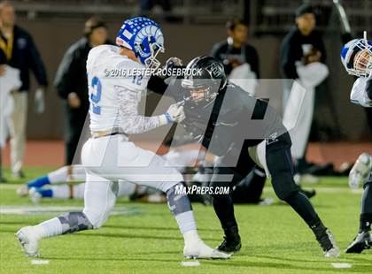 Thumbnail 3 in Del Rio vs. Weslaco East (UIL 6A Area Playoff) photogallery.