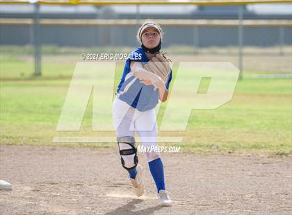 Thumbnail 2 in Clairemont @ Hilltop photogallery.