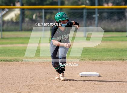 Thumbnail 1 in Clairemont @ Hilltop photogallery.