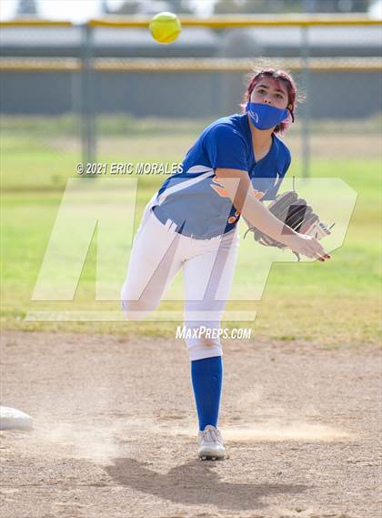 Thumbnail 2 in Clairemont @ Hilltop photogallery.