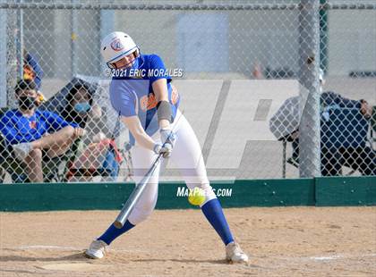 Thumbnail 1 in Clairemont @ Hilltop photogallery.