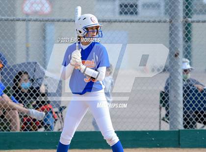 Thumbnail 1 in Clairemont @ Hilltop photogallery.