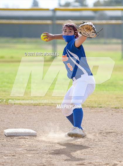 Thumbnail 1 in Clairemont @ Hilltop photogallery.