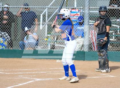 Thumbnail 2 in Clairemont @ Hilltop photogallery.