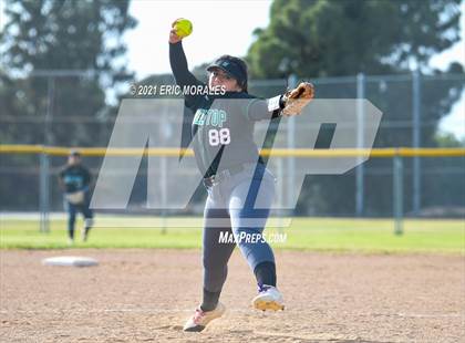 Thumbnail 2 in Clairemont @ Hilltop photogallery.