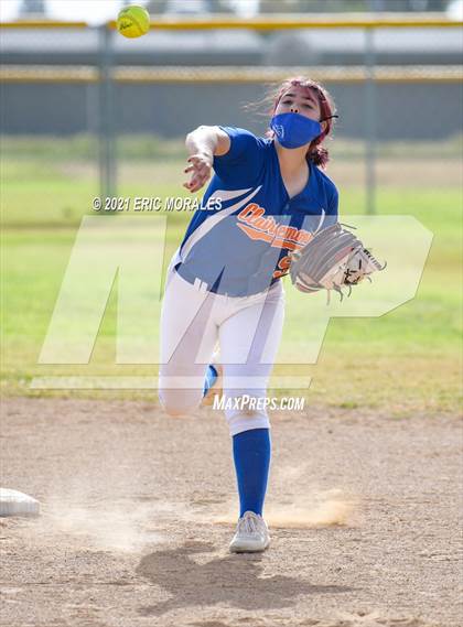Thumbnail 1 in Clairemont @ Hilltop photogallery.