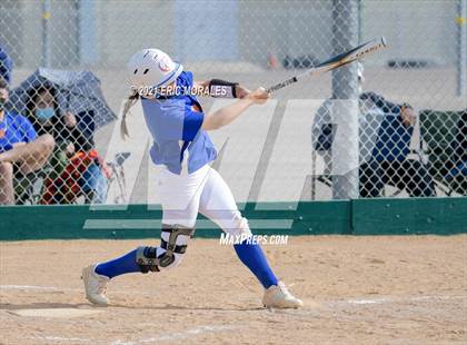 Thumbnail 1 in Clairemont @ Hilltop photogallery.