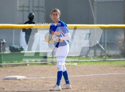 Thumbnail 1 in Clairemont @ Hilltop photogallery.