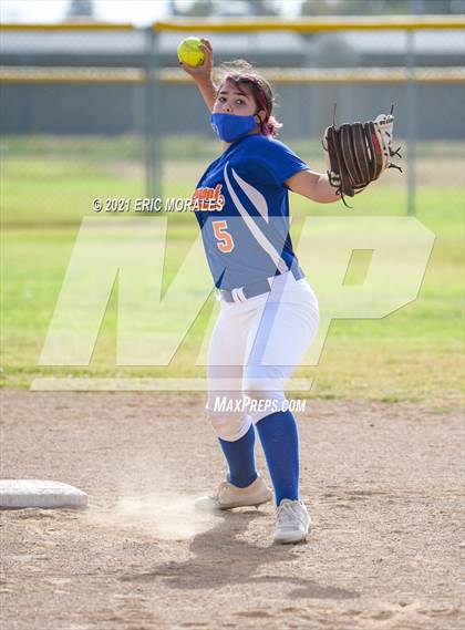 Thumbnail 2 in Clairemont @ Hilltop photogallery.