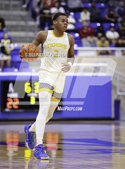 Thumbnail 2 in Brennan vs. Stony Point photogallery.