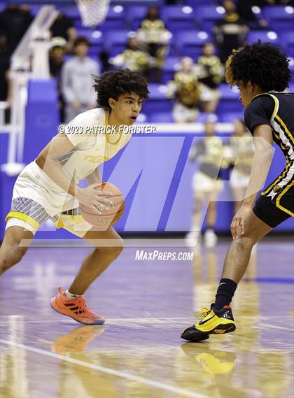 Thumbnail 1 in Brennan vs. Stony Point photogallery.