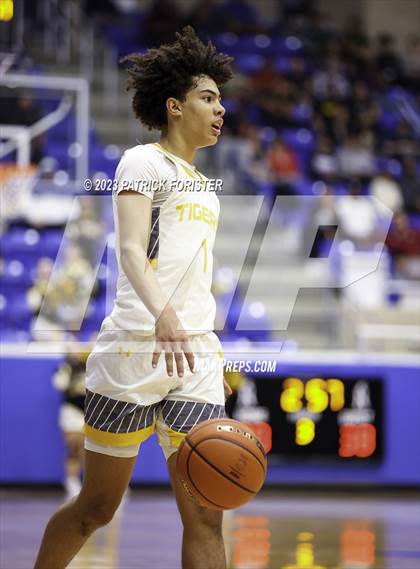 Thumbnail 2 in Brennan vs. Stony Point photogallery.