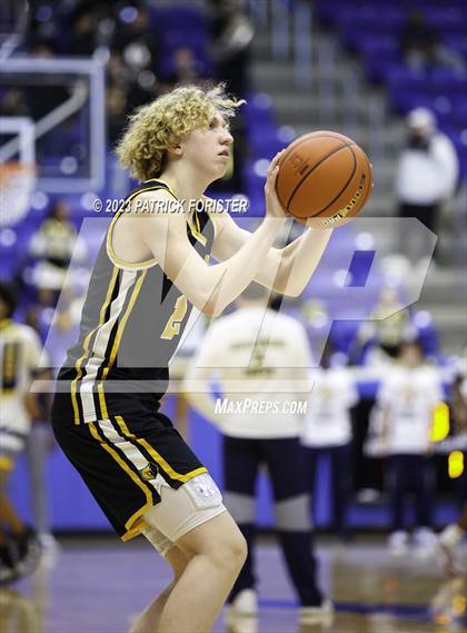 Thumbnail 1 in Brennan vs. Stony Point photogallery.