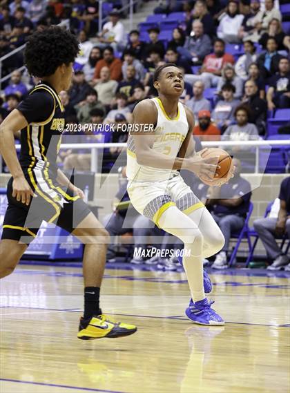 Thumbnail 2 in Brennan vs. Stony Point photogallery.