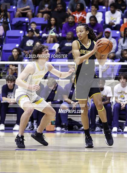 Thumbnail 3 in Brennan vs. Stony Point photogallery.