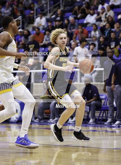 Thumbnail 1 in Brennan vs. Stony Point photogallery.