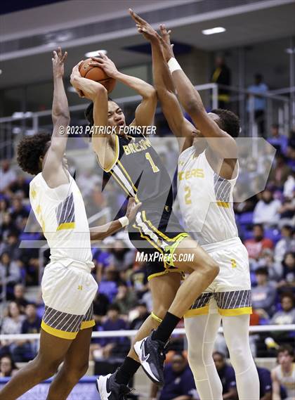 Thumbnail 1 in Brennan vs. Stony Point photogallery.