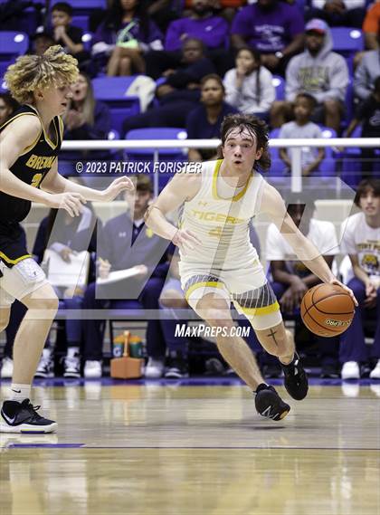 Thumbnail 3 in Brennan vs. Stony Point photogallery.