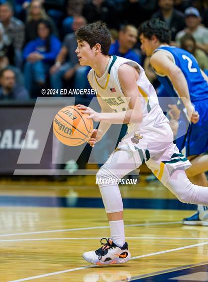 Thumbnail 1 in Eureka vs. Smith Valley (NIAA 1A State Championship) photogallery.