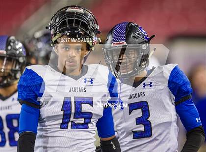 Thumbnail 3 in Mansfield Summit vs. Highland Park (UIL 5A DI Regional Playoff) photogallery.