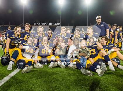 Thumbnail 1 in Mansfield Summit vs. Highland Park (UIL 5A DI Regional Playoff) photogallery.