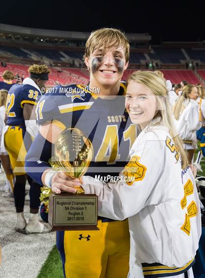 Thumbnail 2 in Mansfield Summit vs. Highland Park (UIL 5A DI Regional Playoff) photogallery.