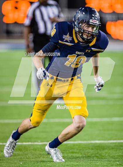Thumbnail 1 in Mansfield Summit vs. Highland Park (UIL 5A DI Regional Playoff) photogallery.
