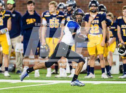 Thumbnail 1 in Mansfield Summit vs. Highland Park (UIL 5A DI Regional Playoff) photogallery.