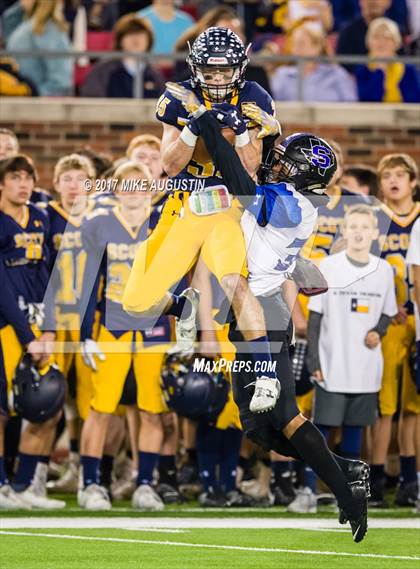 Thumbnail 1 in Mansfield Summit vs. Highland Park (UIL 5A DI Regional Playoff) photogallery.