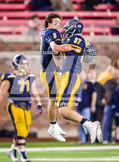 Thumbnail 1 in Mansfield Summit vs. Highland Park (UIL 5A DI Regional Playoff) photogallery.