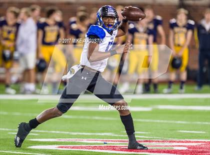 Thumbnail 3 in Mansfield Summit vs. Highland Park (UIL 5A DI Regional Playoff) photogallery.