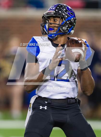 Thumbnail 3 in Mansfield Summit vs. Highland Park (UIL 5A DI Regional Playoff) photogallery.