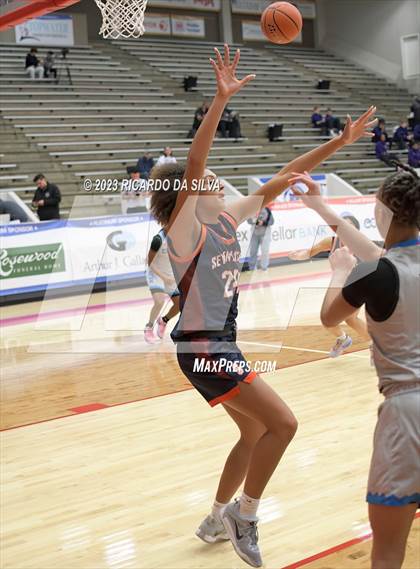 Thumbnail 3 in Seven Lakes vs Shadow Creek (McDonald's Texas Invitational) photogallery.