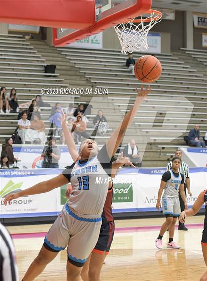 Thumbnail 1 in Seven Lakes vs Shadow Creek (McDonald's Texas Invitational) photogallery.
