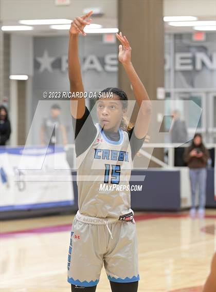 Thumbnail 2 in Seven Lakes vs Shadow Creek (McDonald's Texas Invitational) photogallery.