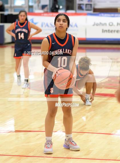 Thumbnail 1 in Seven Lakes vs Shadow Creek (McDonald's Texas Invitational) photogallery.