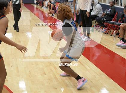 Thumbnail 3 in Seven Lakes vs Shadow Creek (McDonald's Texas Invitational) photogallery.