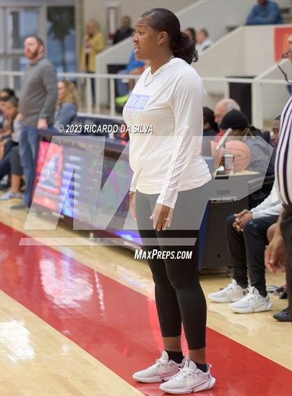 Thumbnail 2 in Seven Lakes vs Shadow Creek (McDonald's Texas Invitational) photogallery.