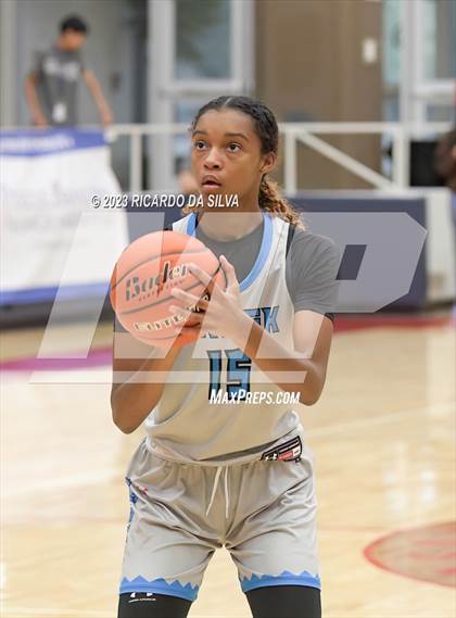 Thumbnail 3 in Seven Lakes vs Shadow Creek (McDonald's Texas Invitational) photogallery.